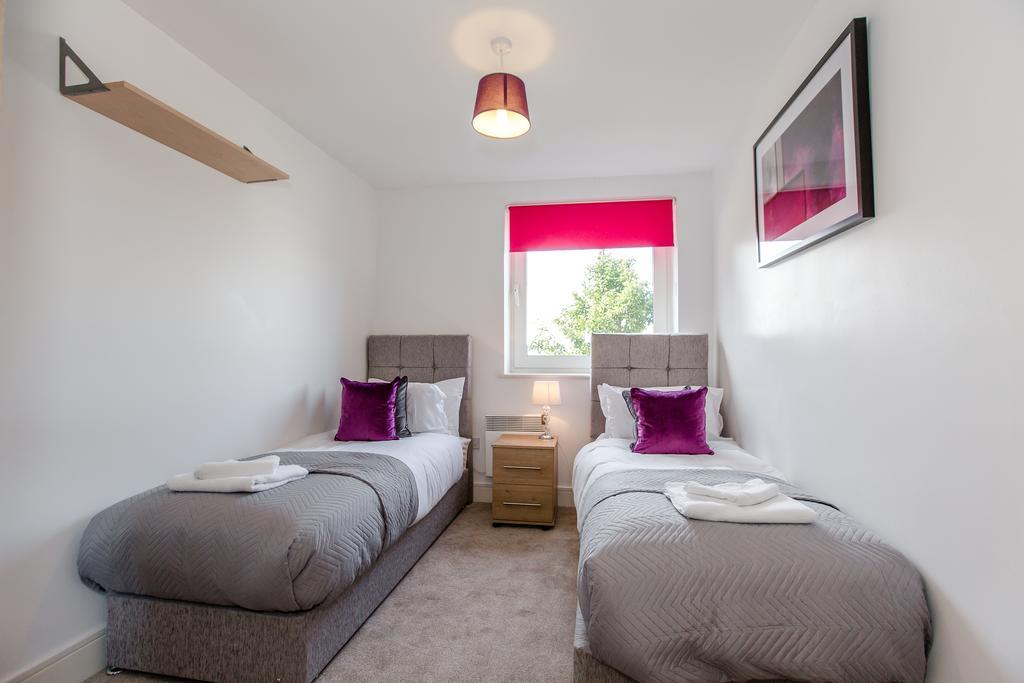 ✪ Ideal Ipswich ✪ Serviced Quays Apartment - 2 Bed Perfect For Felixstowe Port/A12/Science Park/Business Park ✪ Exteriér fotografie